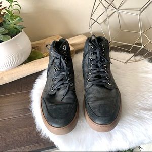 Kenneth Cole Reaction leather boots